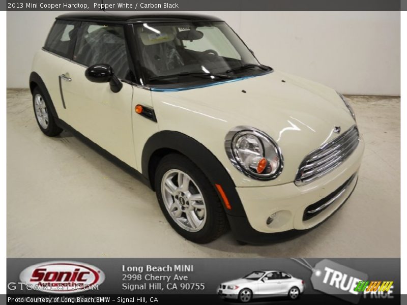 Pepper White / Carbon Black 2013 Mini Cooper Hardtop