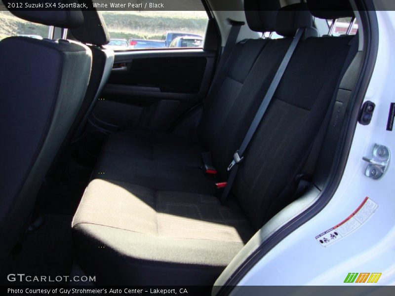 White Water Pearl / Black 2012 Suzuki SX4 SportBack
