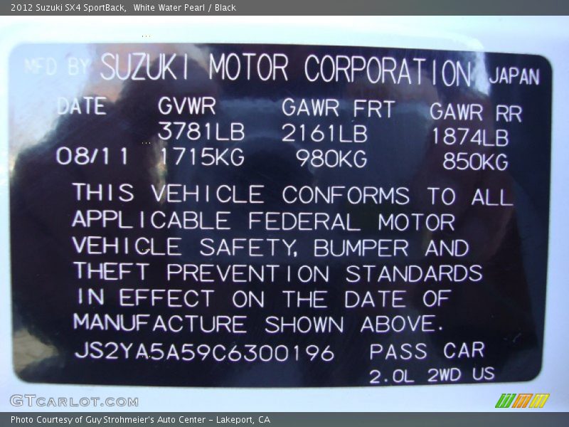 White Water Pearl / Black 2012 Suzuki SX4 SportBack