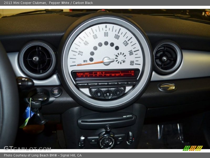 Pepper White / Carbon Black 2013 Mini Cooper Clubman