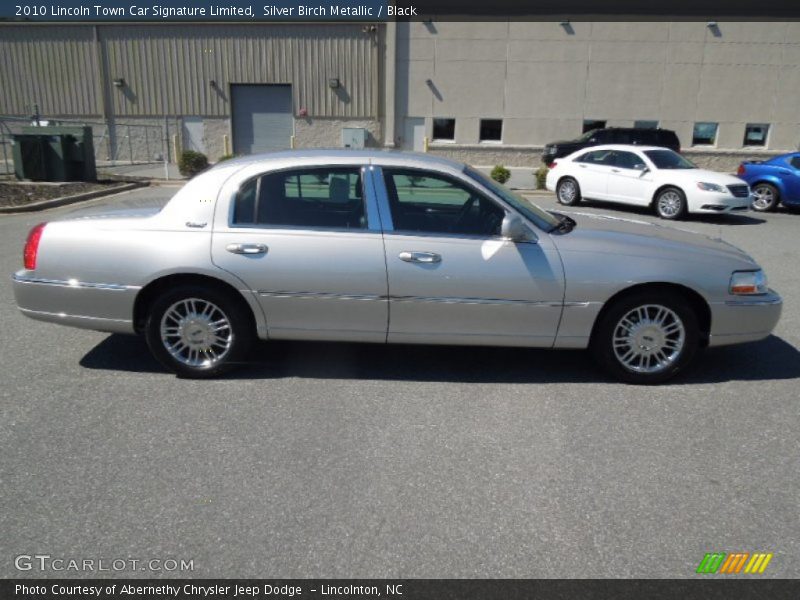  2010 Town Car Signature Limited Silver Birch Metallic