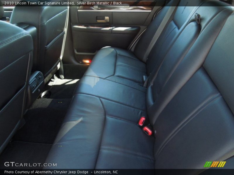 Silver Birch Metallic / Black 2010 Lincoln Town Car Signature Limited