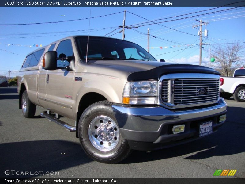 Arizona Beige Metallic / Medium Parchment Beige 2003 Ford F250 Super Duty XLT SuperCab
