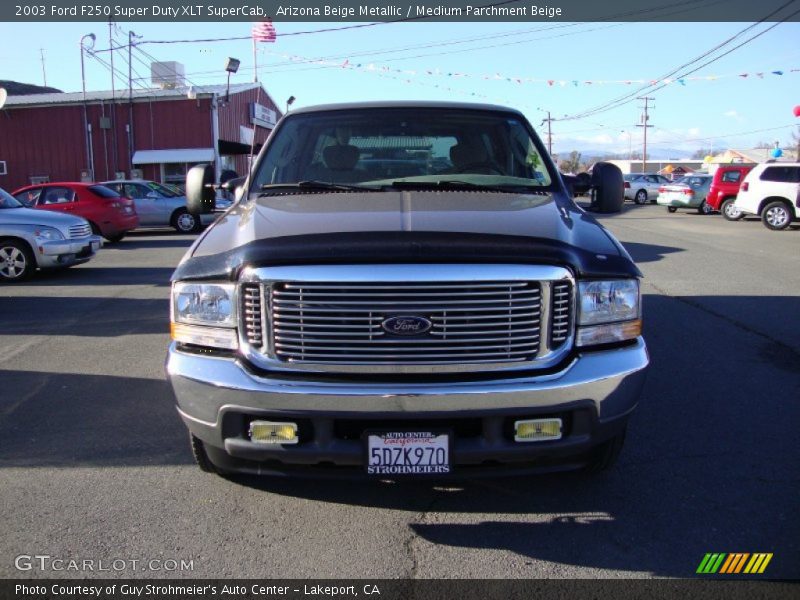 Arizona Beige Metallic / Medium Parchment Beige 2003 Ford F250 Super Duty XLT SuperCab