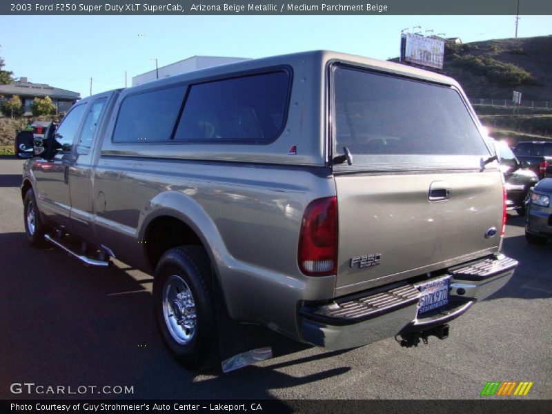 Arizona Beige Metallic / Medium Parchment Beige 2003 Ford F250 Super Duty XLT SuperCab