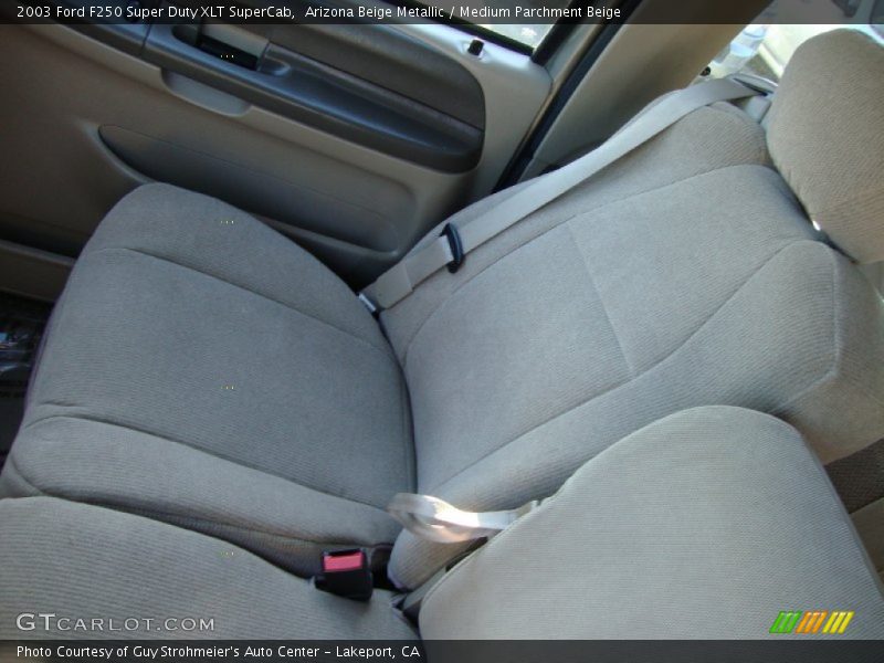 Arizona Beige Metallic / Medium Parchment Beige 2003 Ford F250 Super Duty XLT SuperCab