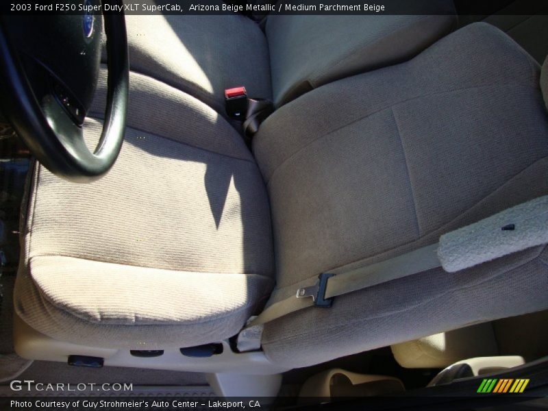 Arizona Beige Metallic / Medium Parchment Beige 2003 Ford F250 Super Duty XLT SuperCab