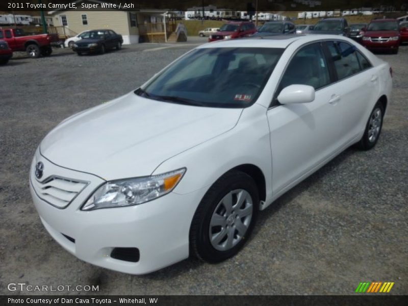 Super White / Ash 2011 Toyota Camry LE