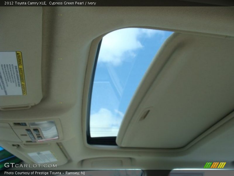 Cypress Green Pearl / Ivory 2012 Toyota Camry XLE
