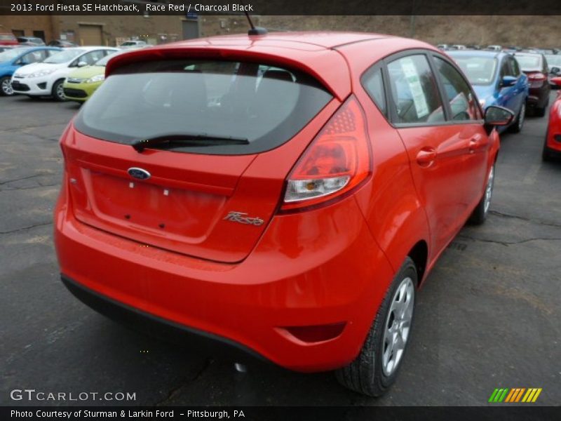 Race Red / Charcoal Black 2013 Ford Fiesta SE Hatchback
