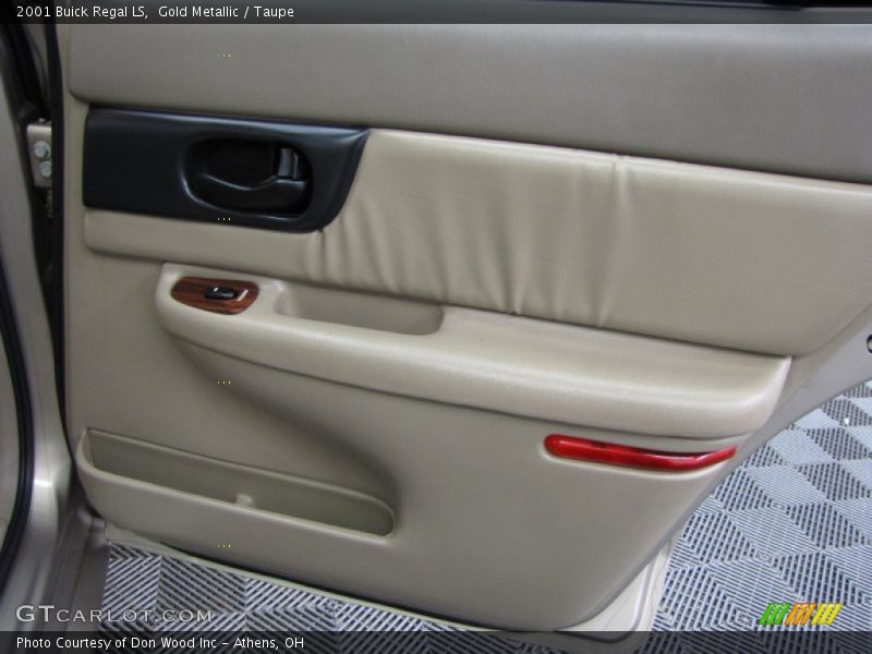 Gold Metallic / Taupe 2001 Buick Regal LS