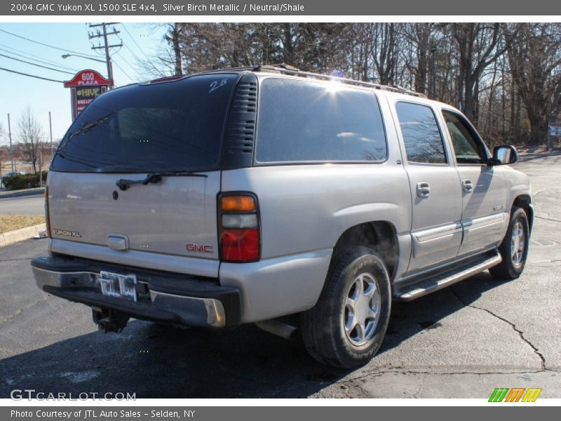 Silver Birch Metallic / Neutral/Shale 2004 GMC Yukon XL 1500 SLE 4x4