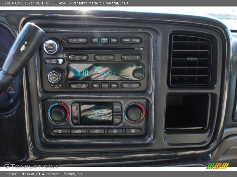 Silver Birch Metallic / Neutral/Shale 2004 GMC Yukon XL 1500 SLE 4x4
