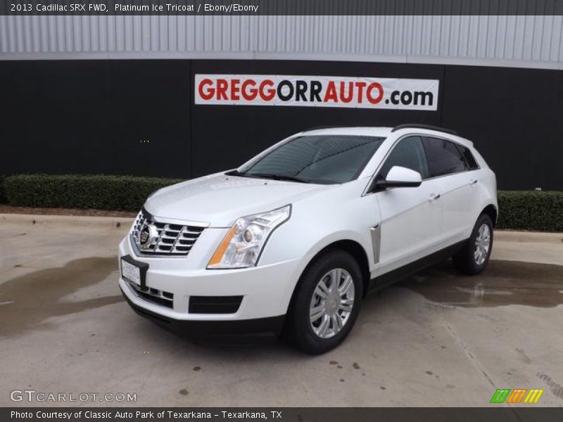 Platinum Ice Tricoat / Ebony/Ebony 2013 Cadillac SRX FWD