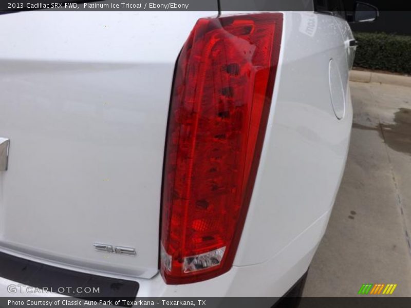 Platinum Ice Tricoat / Ebony/Ebony 2013 Cadillac SRX FWD