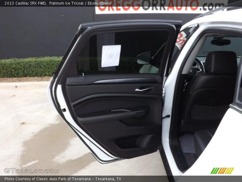 Platinum Ice Tricoat / Ebony/Ebony 2013 Cadillac SRX FWD