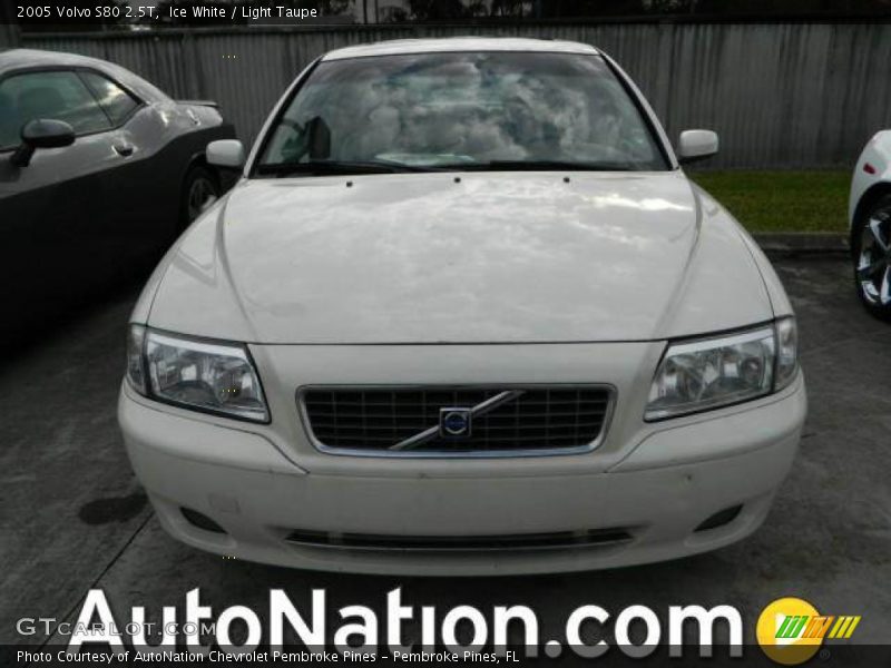 Ice White / Light Taupe 2005 Volvo S80 2.5T