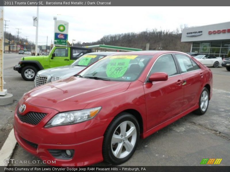 Barcelona Red Metallic / Dark Charcoal 2011 Toyota Camry SE