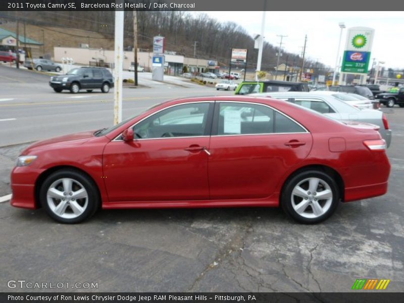 Barcelona Red Metallic / Dark Charcoal 2011 Toyota Camry SE
