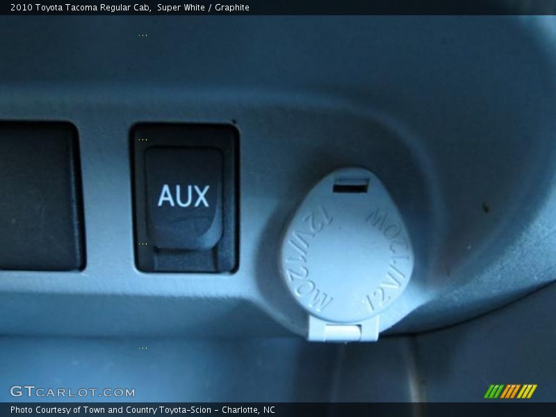 Super White / Graphite 2010 Toyota Tacoma Regular Cab