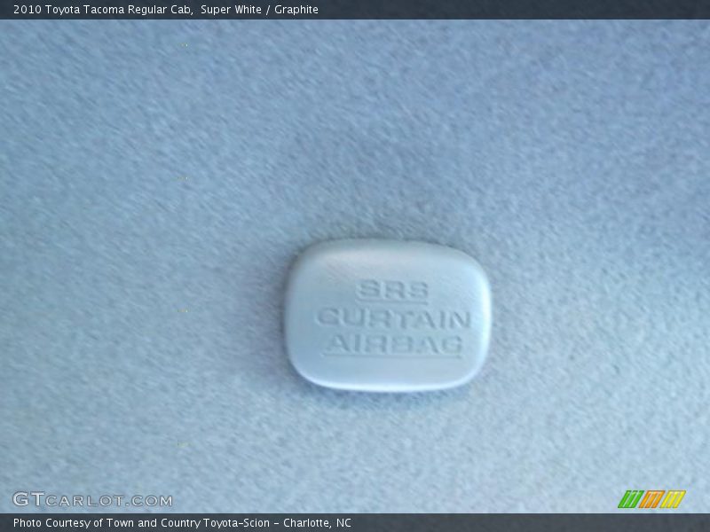 Super White / Graphite 2010 Toyota Tacoma Regular Cab