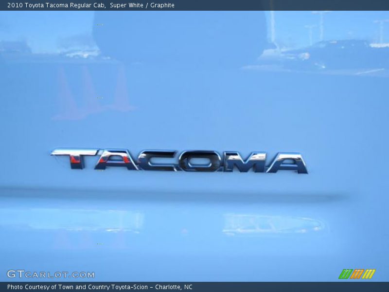 Super White / Graphite 2010 Toyota Tacoma Regular Cab