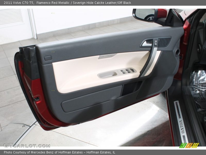 Flamenco Red Metallic / Soverign Hide Calcite Leather/Off Black 2011 Volvo C70 T5