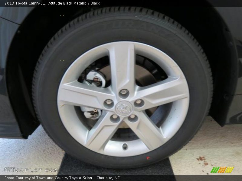 Attitude Black Metallic / Black 2013 Toyota Camry SE