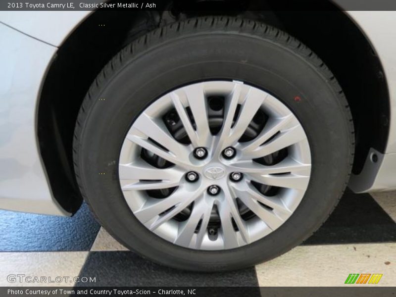 Classic Silver Metallic / Ash 2013 Toyota Camry LE