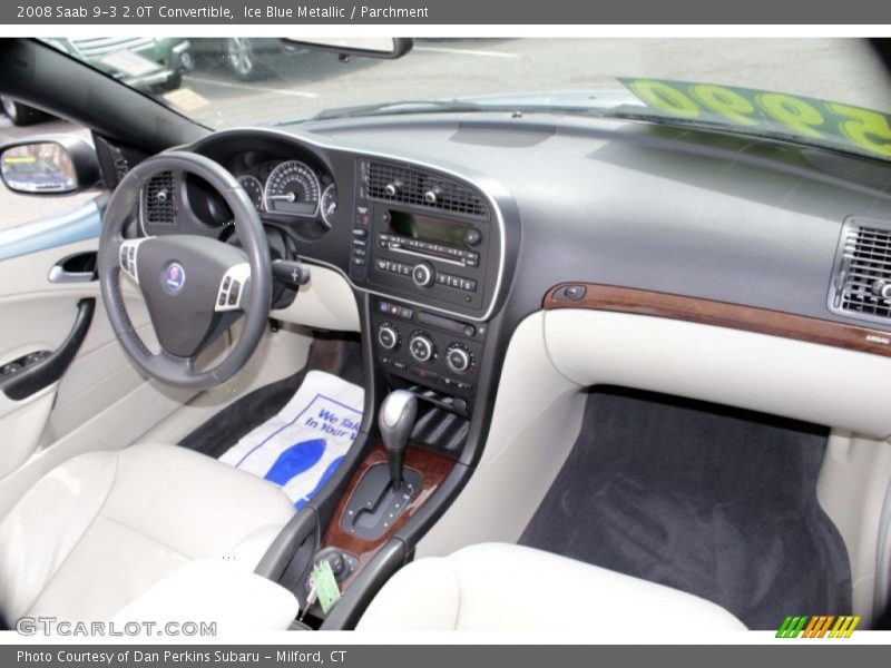 Dashboard of 2008 9-3 2.0T Convertible