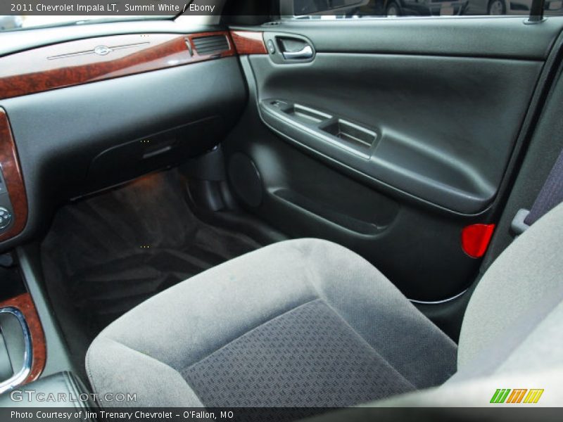 Summit White / Ebony 2011 Chevrolet Impala LT