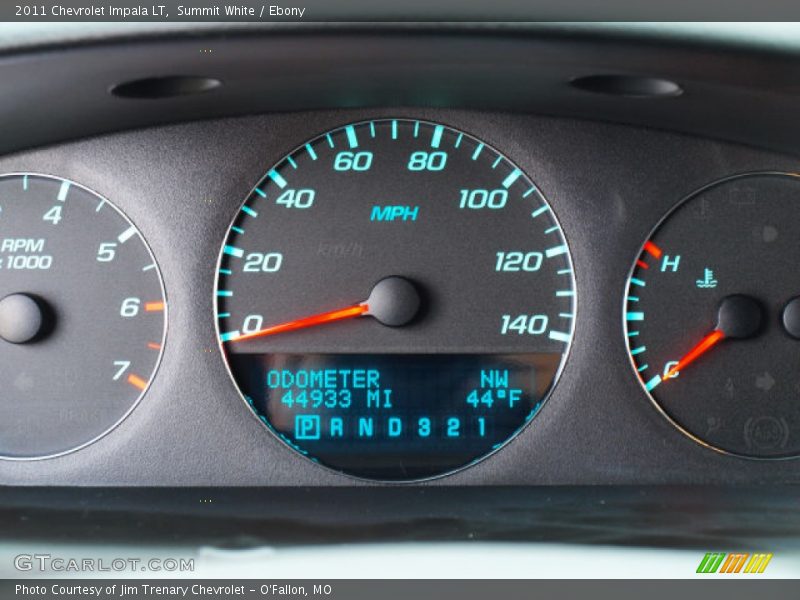 Summit White / Ebony 2011 Chevrolet Impala LT