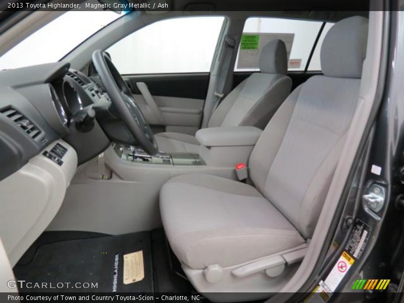 Magnetic Gray Metallic / Ash 2013 Toyota Highlander