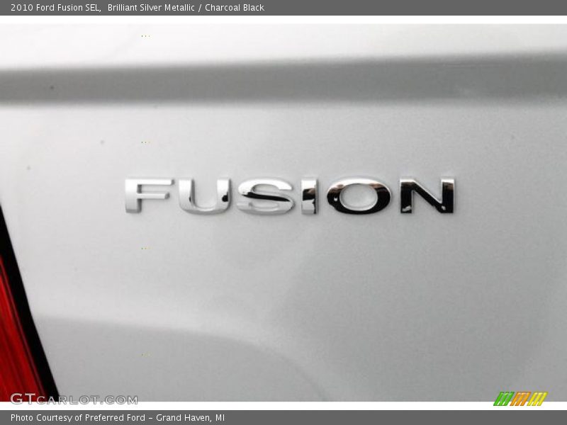  2010 Fusion SEL Logo