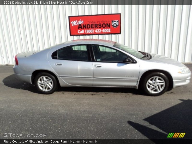 Bright Silver Metallic / Dark Slate Gray 2001 Dodge Intrepid SE