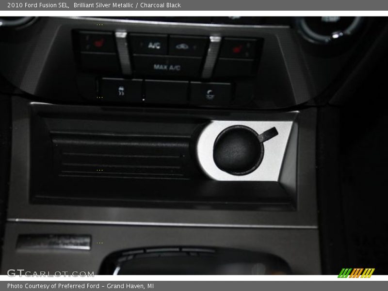 Brilliant Silver Metallic / Charcoal Black 2010 Ford Fusion SEL
