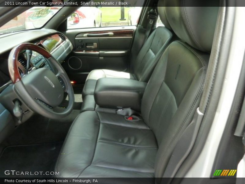  2011 Town Car Signature Limited Black Interior