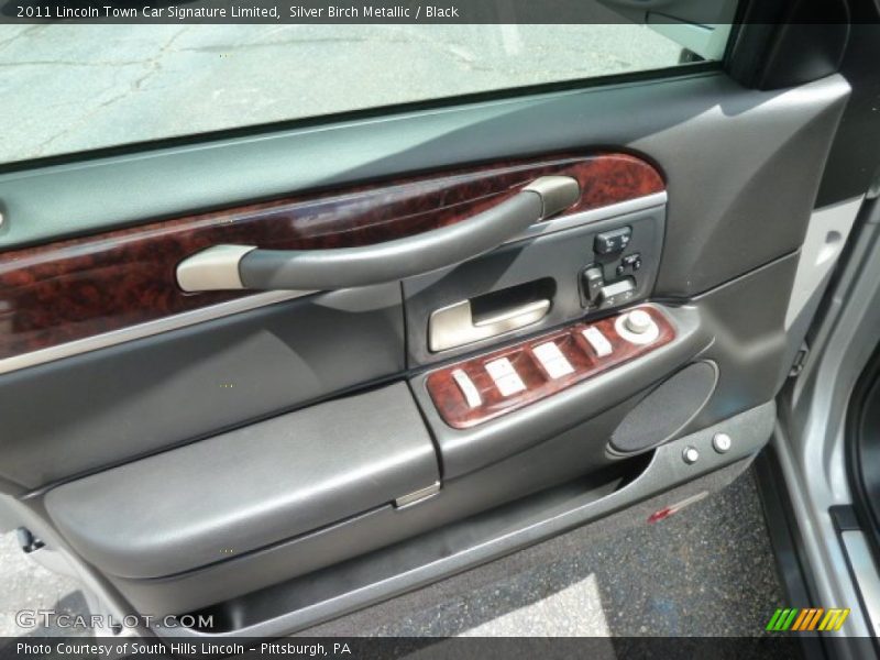 Door Panel of 2011 Town Car Signature Limited