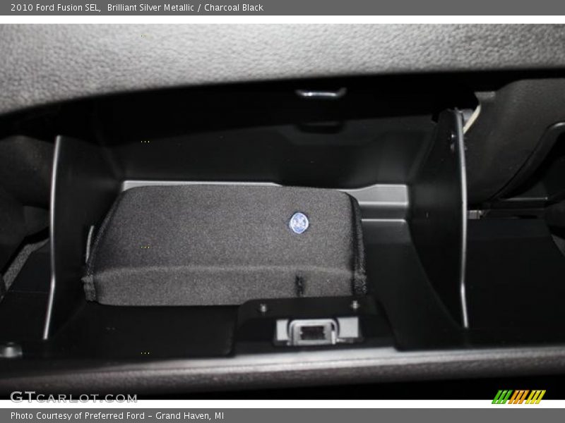 Brilliant Silver Metallic / Charcoal Black 2010 Ford Fusion SEL