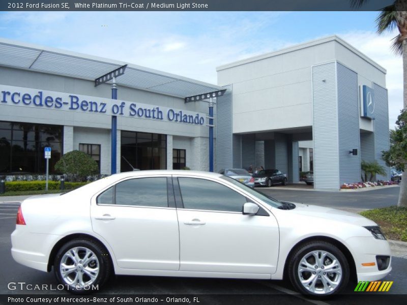 White Platinum Tri-Coat / Medium Light Stone 2012 Ford Fusion SE