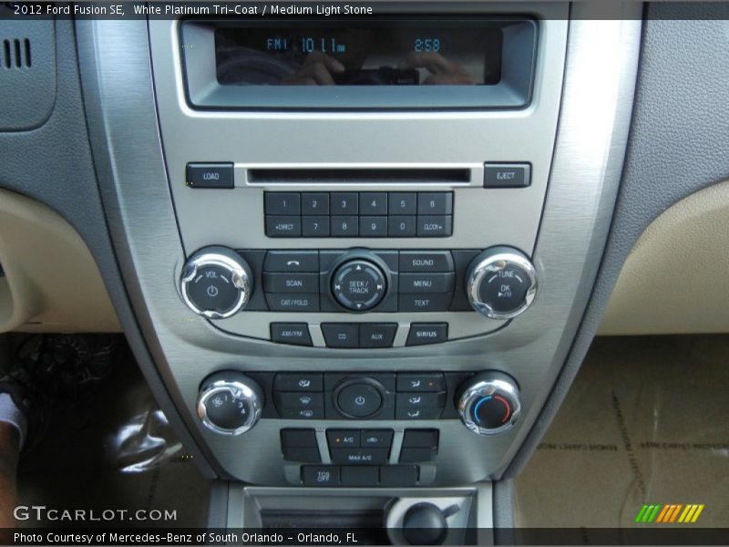 White Platinum Tri-Coat / Medium Light Stone 2012 Ford Fusion SE