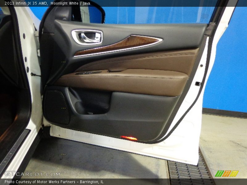 Door Panel of 2013 JX 35 AWD