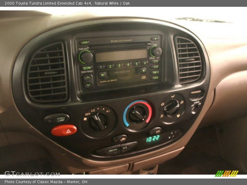 Natural White / Oak 2000 Toyota Tundra Limited Extended Cab 4x4