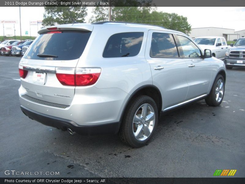 Bright Silver Metallic / Black 2011 Dodge Durango Citadel