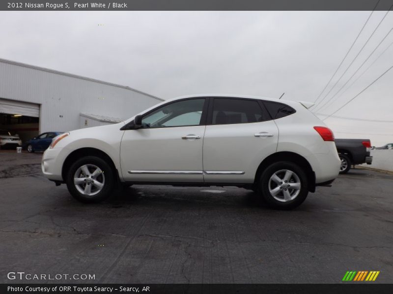 Pearl White / Black 2012 Nissan Rogue S