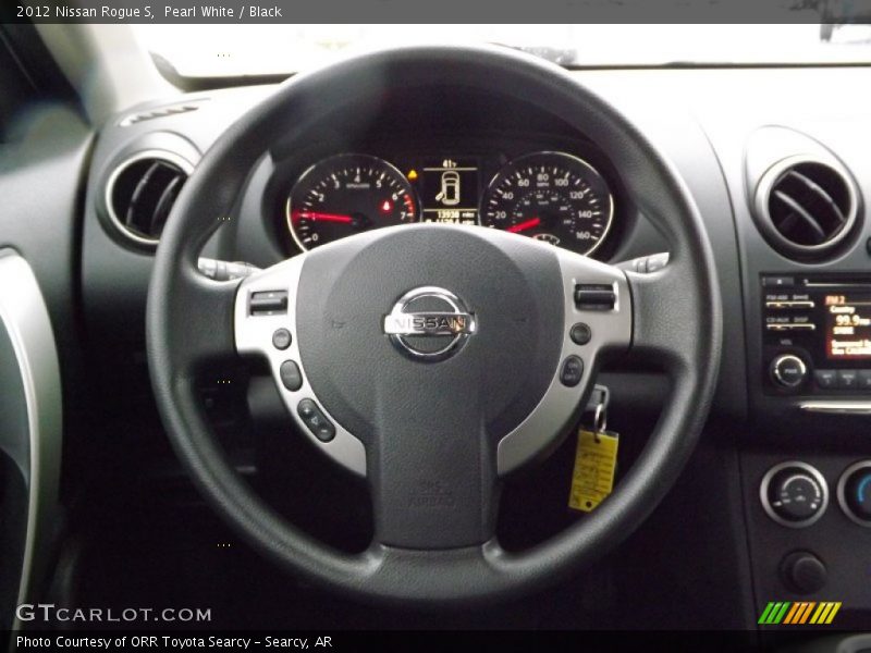 Pearl White / Black 2012 Nissan Rogue S