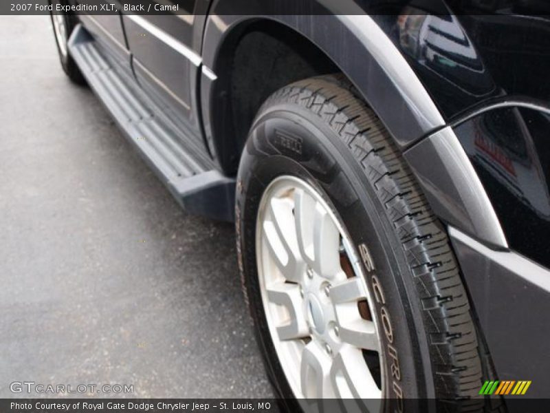 Black / Camel 2007 Ford Expedition XLT