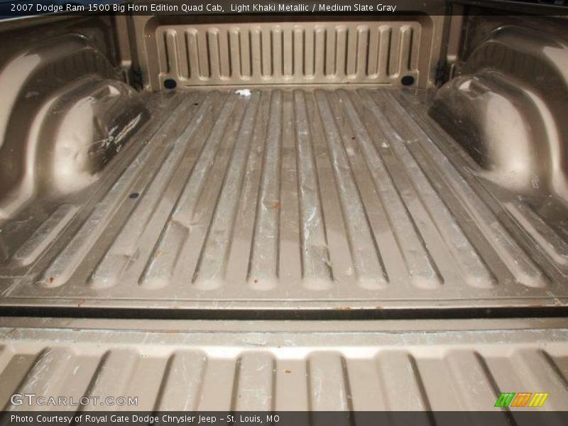 Light Khaki Metallic / Medium Slate Gray 2007 Dodge Ram 1500 Big Horn Edition Quad Cab