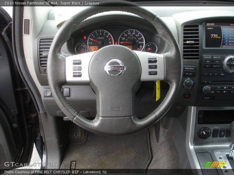 Super Black / Graphite 2010 Nissan Pathfinder SE 4x4