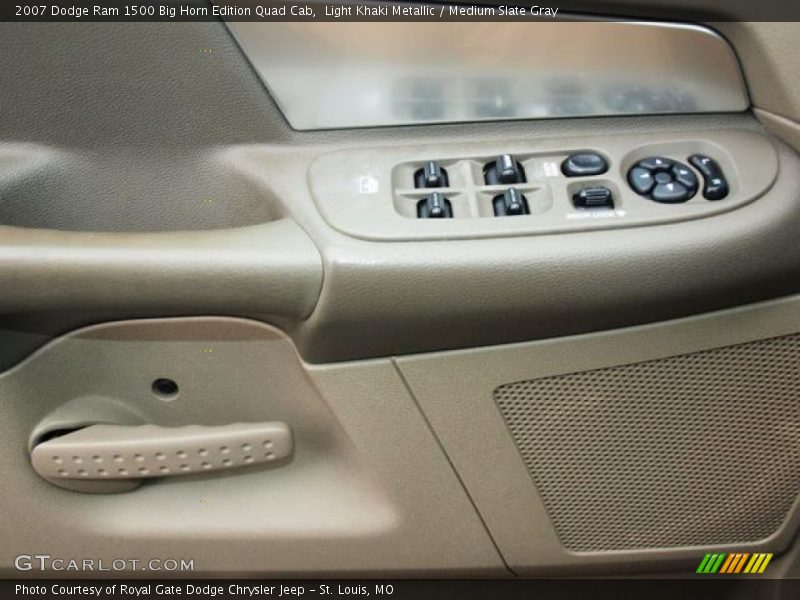 Light Khaki Metallic / Medium Slate Gray 2007 Dodge Ram 1500 Big Horn Edition Quad Cab
